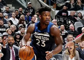 关于加时末段体能课后，明尼苏达森林狼临场应变备战NBA总决赛，更衣室稳定，阵容厚度经受考验的信息