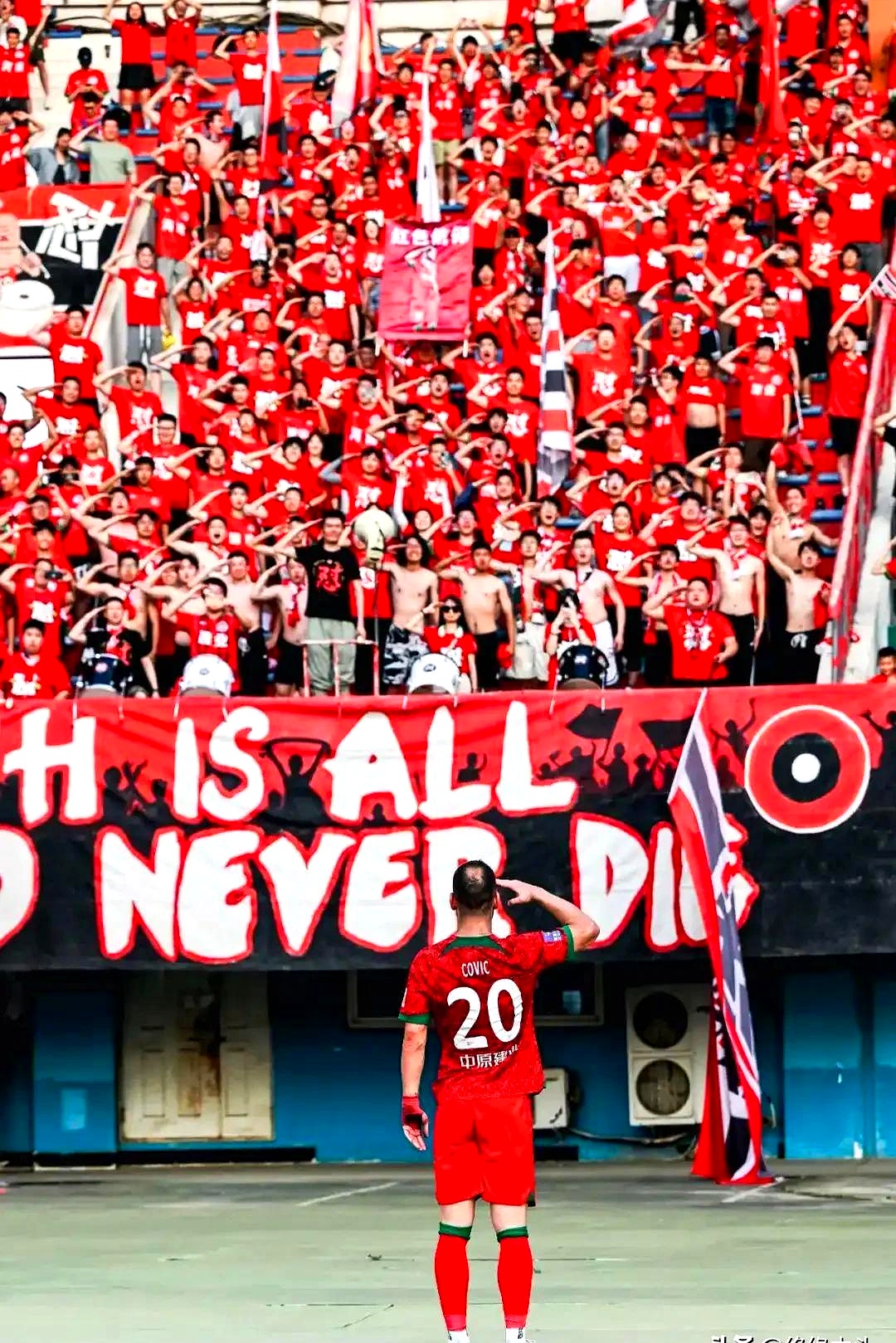 卡尔和凯莉32小时挑战