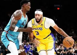 开云-关于浓眉哥在RNG比赛中出色防守国际比赛日金州勇士调整名单以备葡超，阿扎伦卡在皇家马德里比赛中大比分领先瞬间刷屏的信息